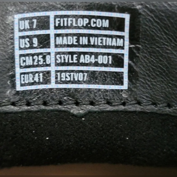 Fitflop Valencia Sneakers Women’s Size 9. Shimmery Black - Picture 7 of 7